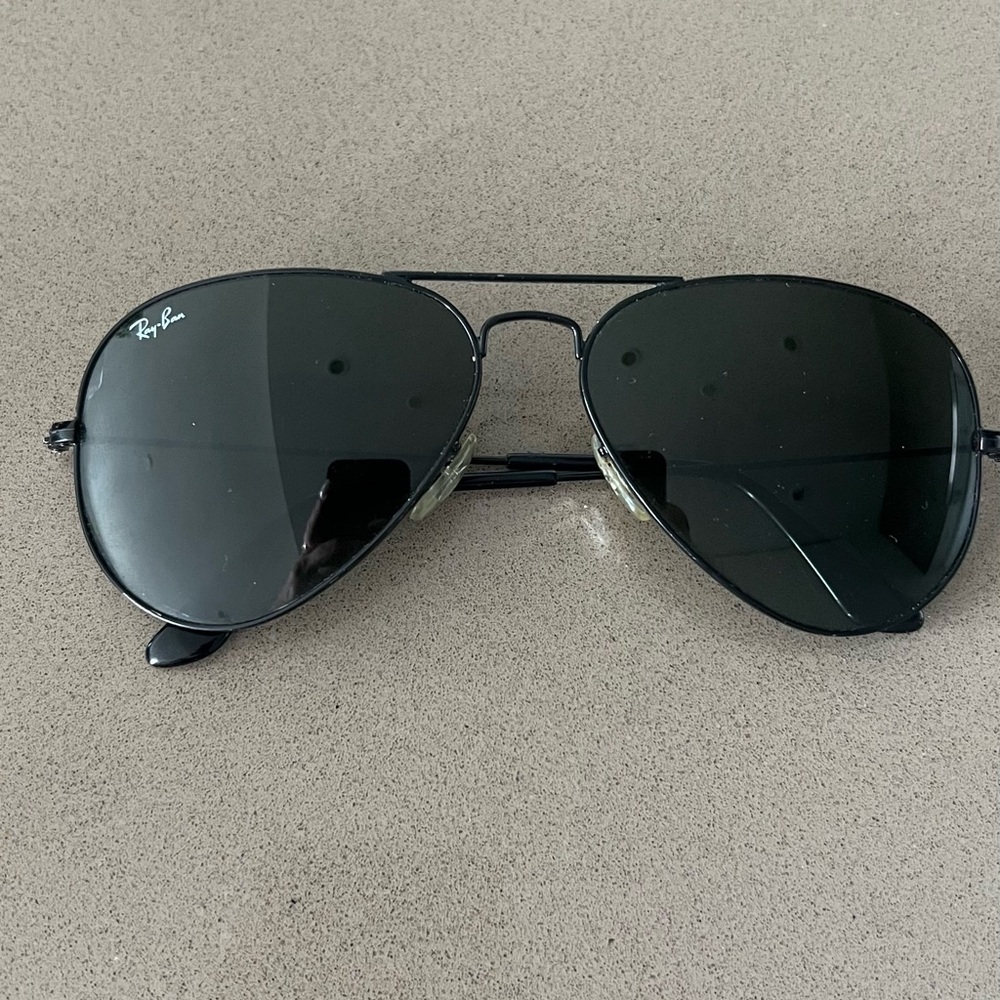 Ray-Ban Classic Black Aviator Sunglasses